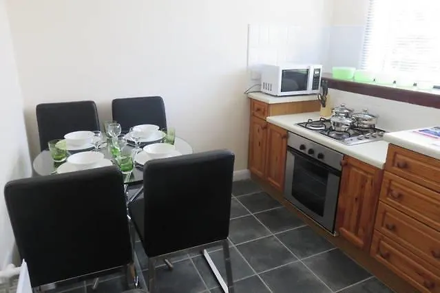 Auchmill Lodge Aberdeen شقة